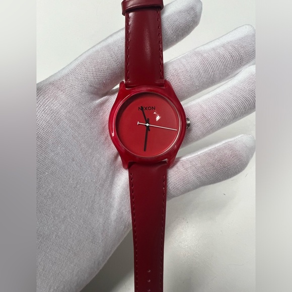 Nixon Ladies Mod Watch (A402-200) - Picture 2 of 5